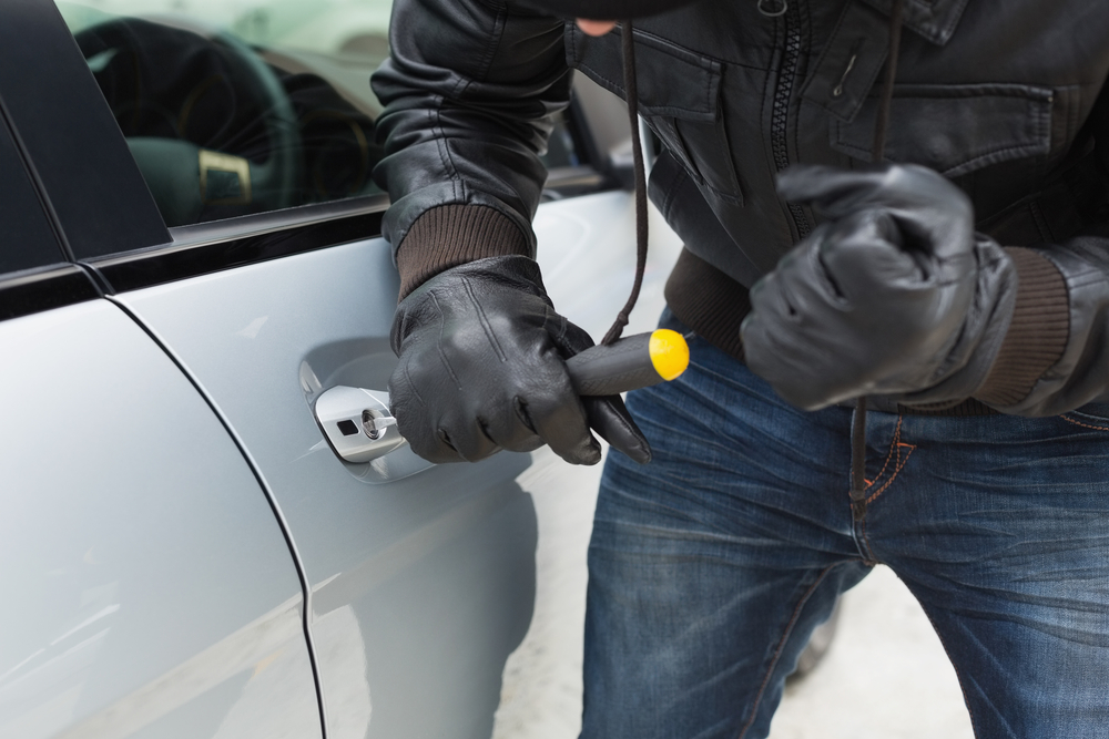 Cinco cosas que hacer si te roban el coche o la moto