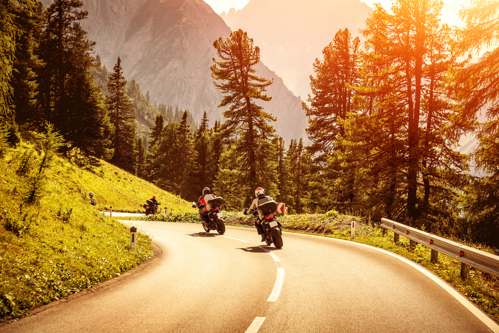Viajar en moto seguro es posible | Consejos moteros