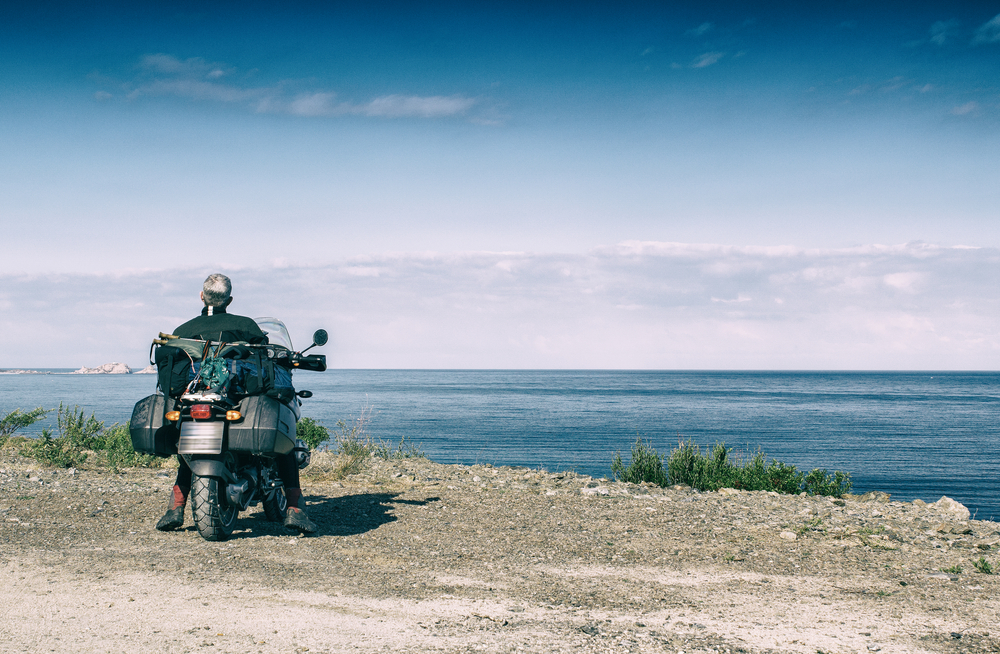 3 Rutas en moto por la costa del Mediterráneo para este verano